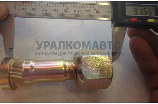 Шпилька колесная с гайкой 3382