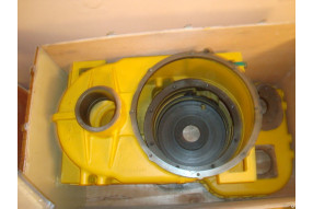 Корпус гидромеханической передачи CDM855/403005A