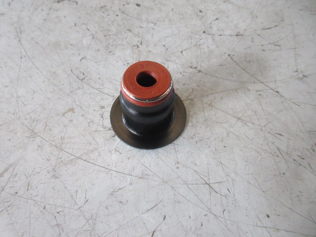 Колпачок маслосъёмный D04-107-30/D04-150-30